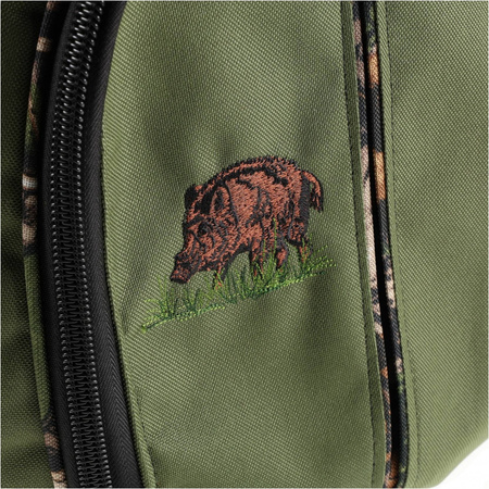 Plecak myśliwski Forsport Smart - oliwkowy kamuflaż, haft dzik stoi w trawie