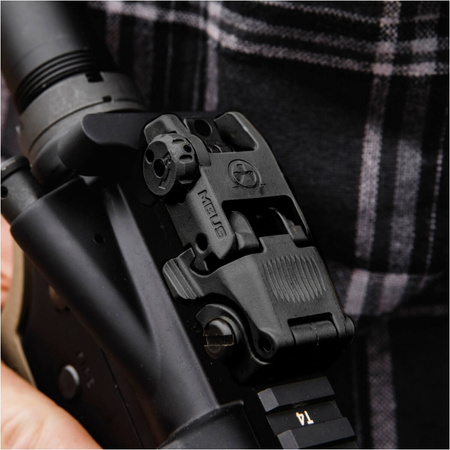 Celownik przeziernikowy Magpul składany MBUS czarny